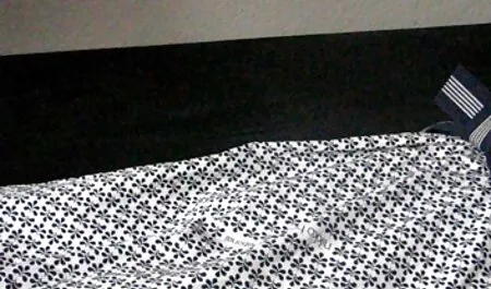 Vẻ đẹp người thân của cô ấy ebar như một set hay nhat mái chèo hay một mái chèo.
