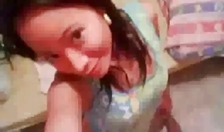 Emma rên rỉ điên cuồng khi hai mươi inch phim set thu moi nhat của hạnh phúc được đẩy về phía cô.