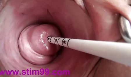 Trẻ, háo hức rocker lắc phim set nhat hay nhat trong nhà bếp.