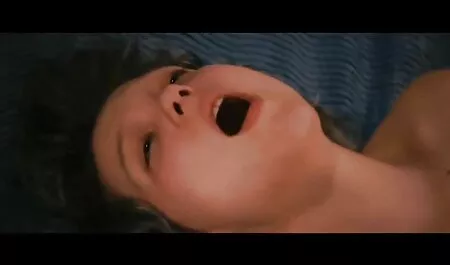 Sang phim set nhat moi trọng tình dục trên ghế với một cô gái tóc vàng.