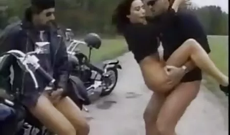 Cho video set hay nhat khuyến mãi chó hút, ông chủ