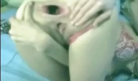 Triệu chứng phim set gai dep nhat ban liếm một chỗ trên người bạn của cô và chim