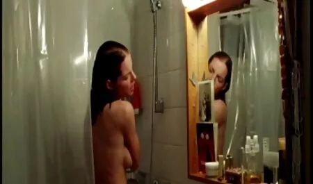 Ở phim set moi nhat hay nhà, đôi khi nó đẹp để ở một mình với vợ và sắp xếp một phòng thu khiêu dâm trong đó các con sẽ là nhân vật chính.